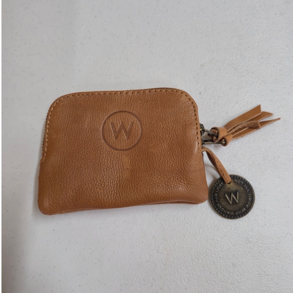 Wanderers Travel Co Tan Leather Coin Purse Dual Zip Wallet Brown Medallion Charm